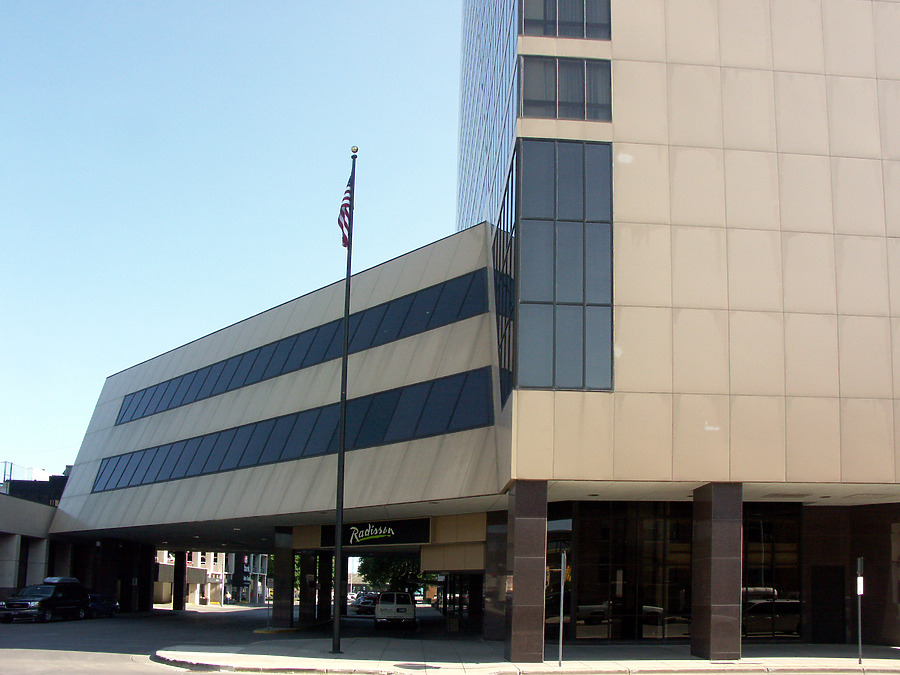 Radisson Hotel Fargo by Marshall Gerometta