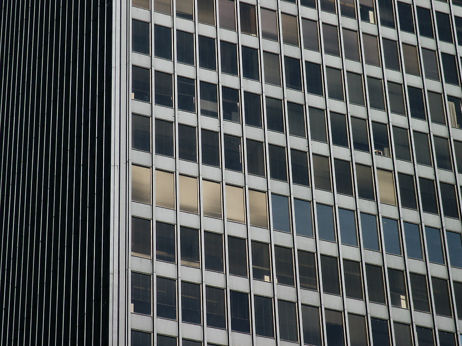 Dirksen Federal Building by Daniel Kieckhefer