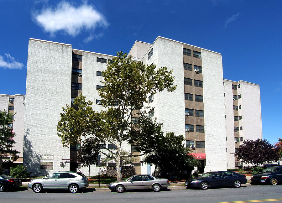 Ida Yarbrough Apartments - North Tower by John Cahill