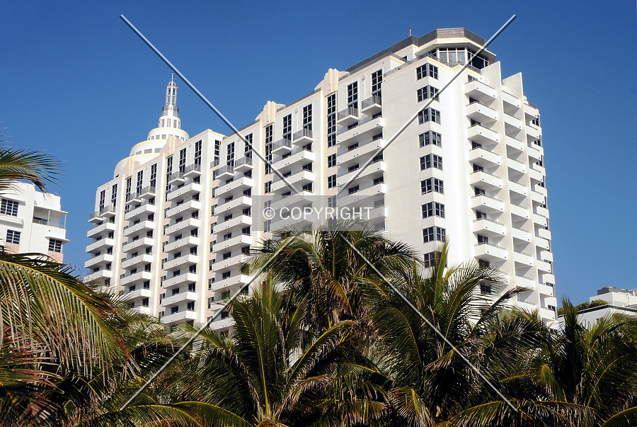 Loews Miami Beach Hotel South Beach by Jorge Molina