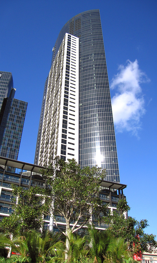 Freshwater Place Residential Tower by Wilson Ling