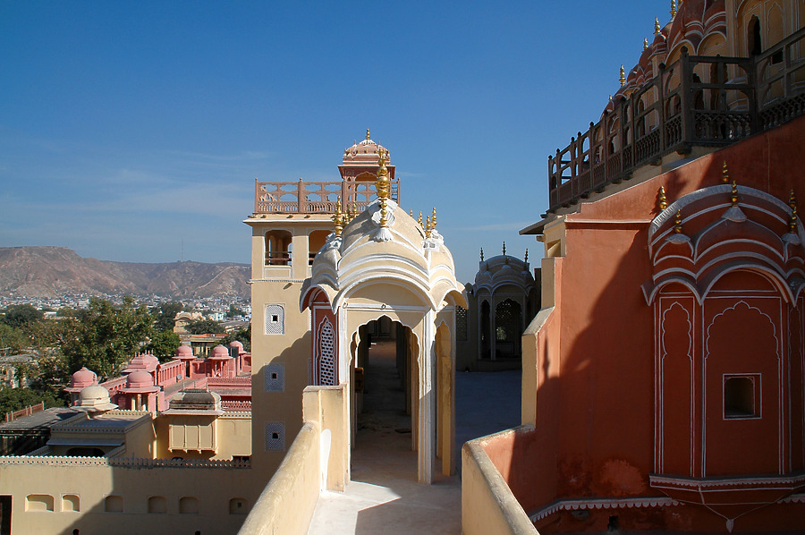 Hawa Mahal by John Bek