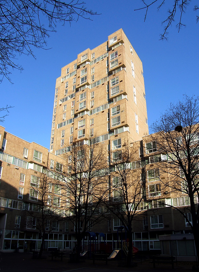 Riverview 1 - 85 Riverdale Avenue by John Cahill