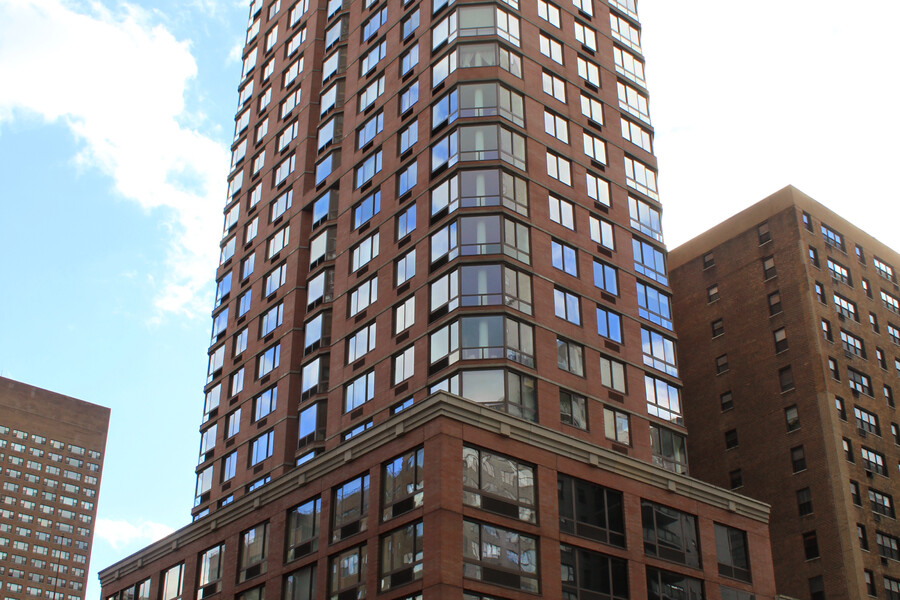 300 East 64th