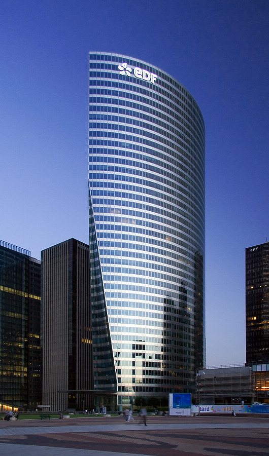 Tour EDF by Pavel Toczynski