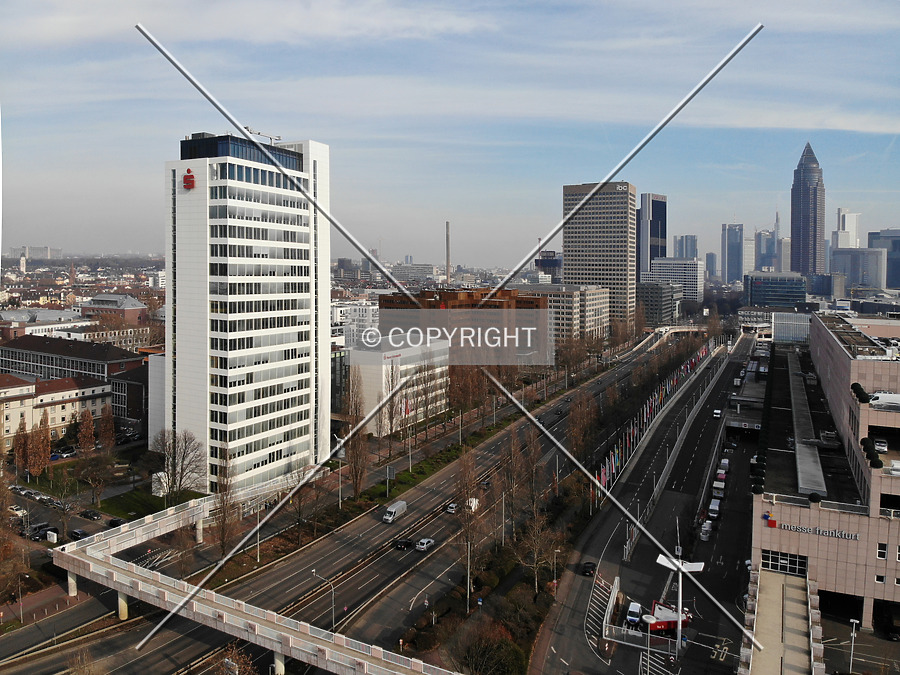 Sparkassen Informatik Hochhaus by Nephilim