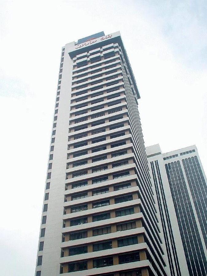 Menara Bank Muamalat by Edmund Teo