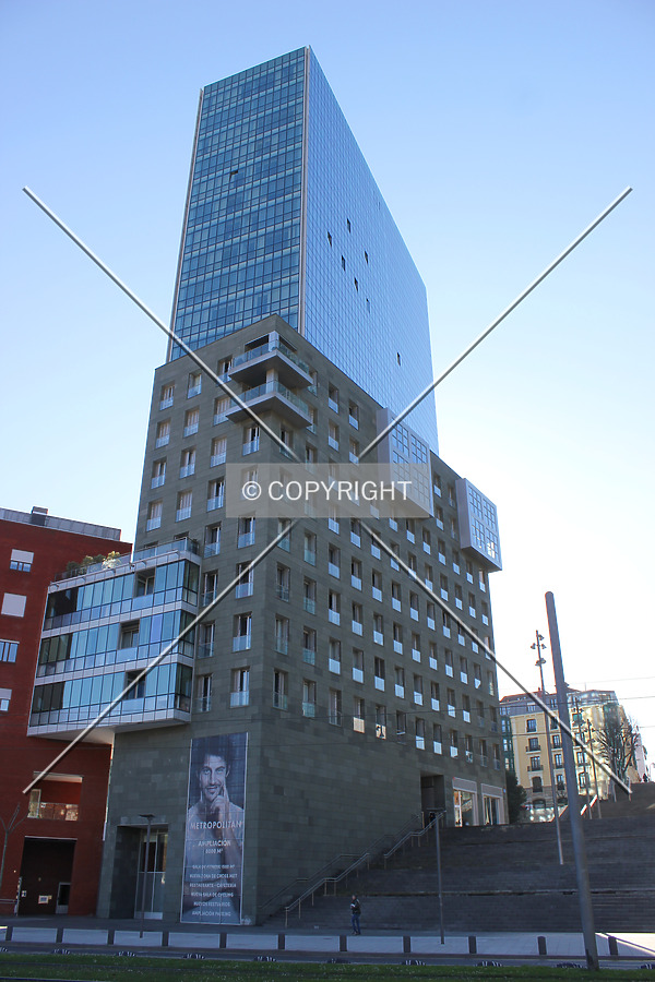 Isozaki Atea II by Florian Barbier
