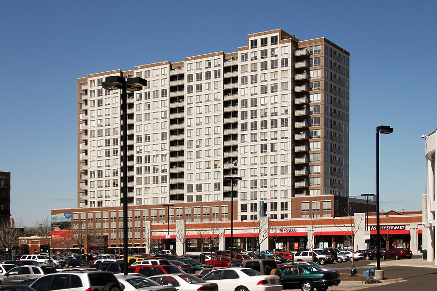 415 Premier Apartments by Daniel Kieckhefer