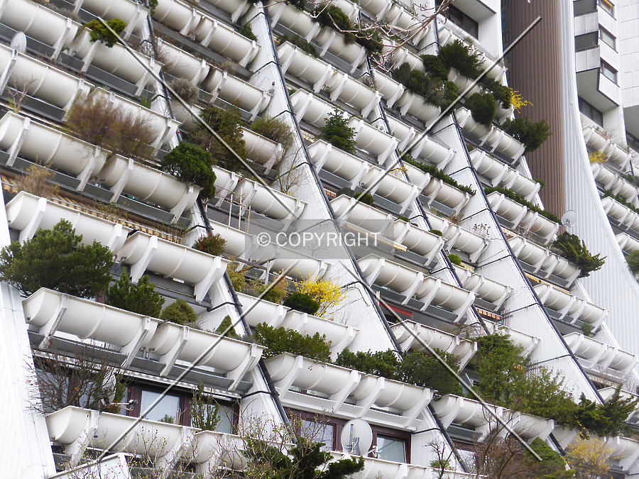 Wohnpark Alterlaa - Block C1-C4 by Nephilim
