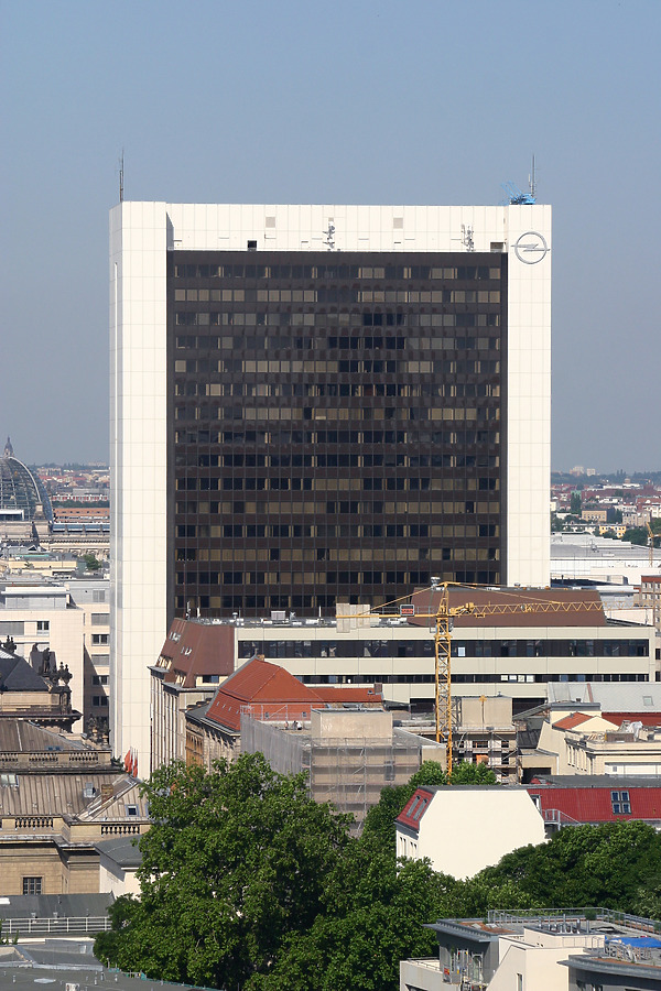 Internationales Handelszentrum Berlin by Michiel van Dijk