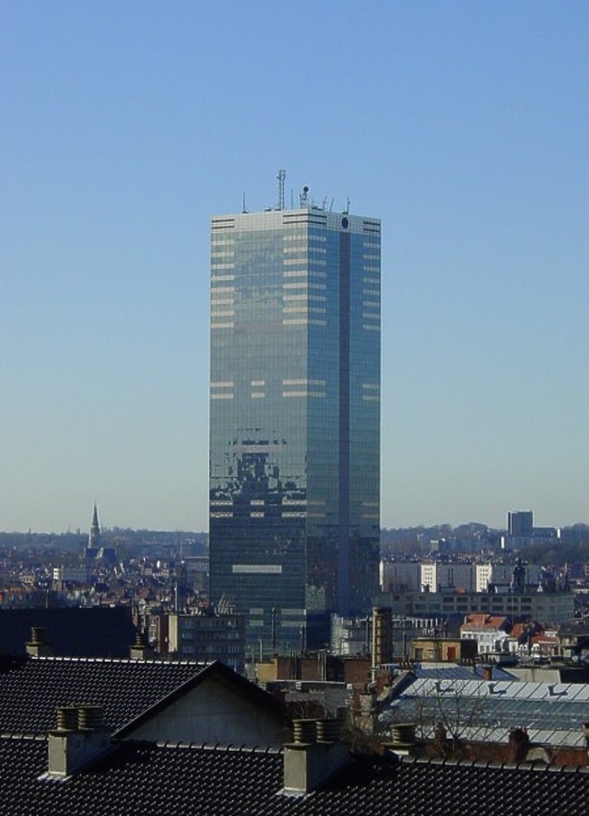 Tour du Midi / Zuidertoren by Michiel van Dijk
