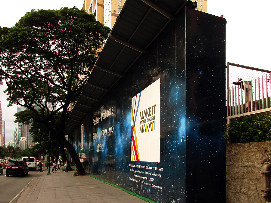 The Estate Makati by Daniel Kieckhefer