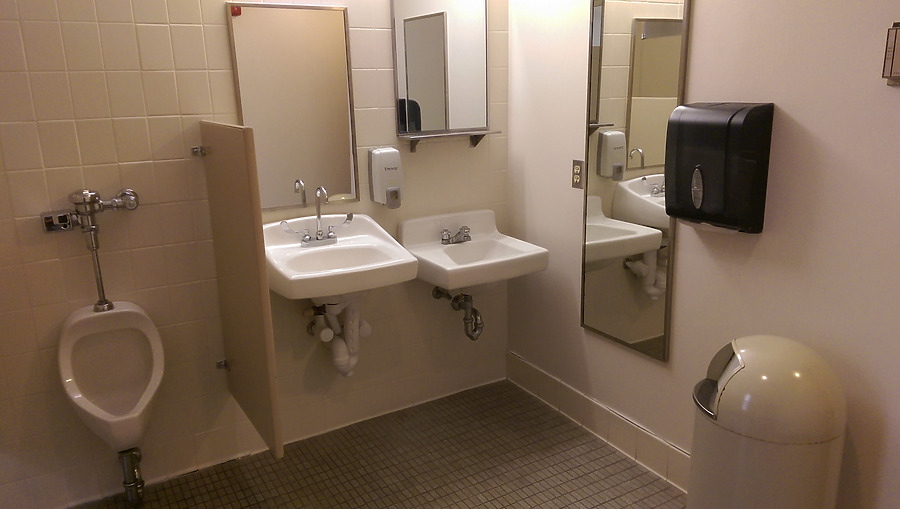 Gateway Regional Medical Arts Building by Ryan Hildebrand