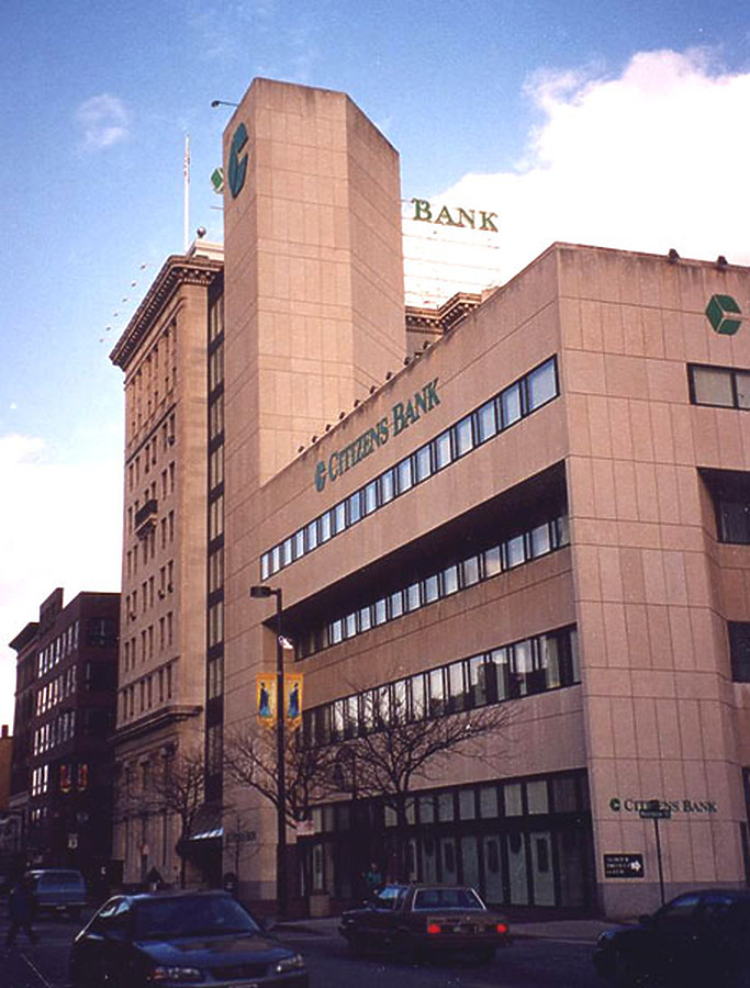 Citizens Bank Building by Nate Lindsey
