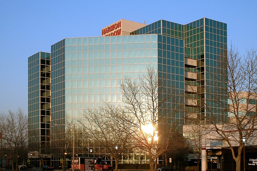 Atrium IV