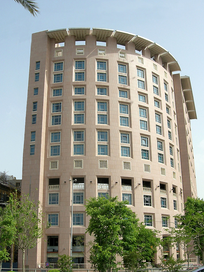 Monroe Hotel by Nareg Karamanoukian