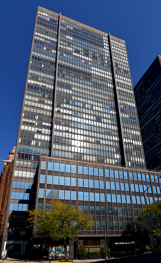 860 U.N. Plaza Apartments by John Cahill