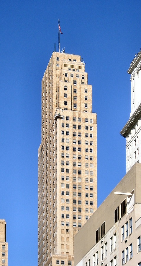Carew Tower by James Peacock