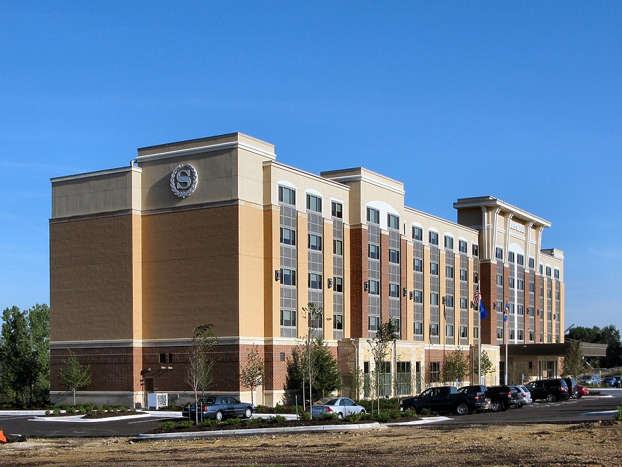 Sheraton St. Paul Woodbury by James Peacock