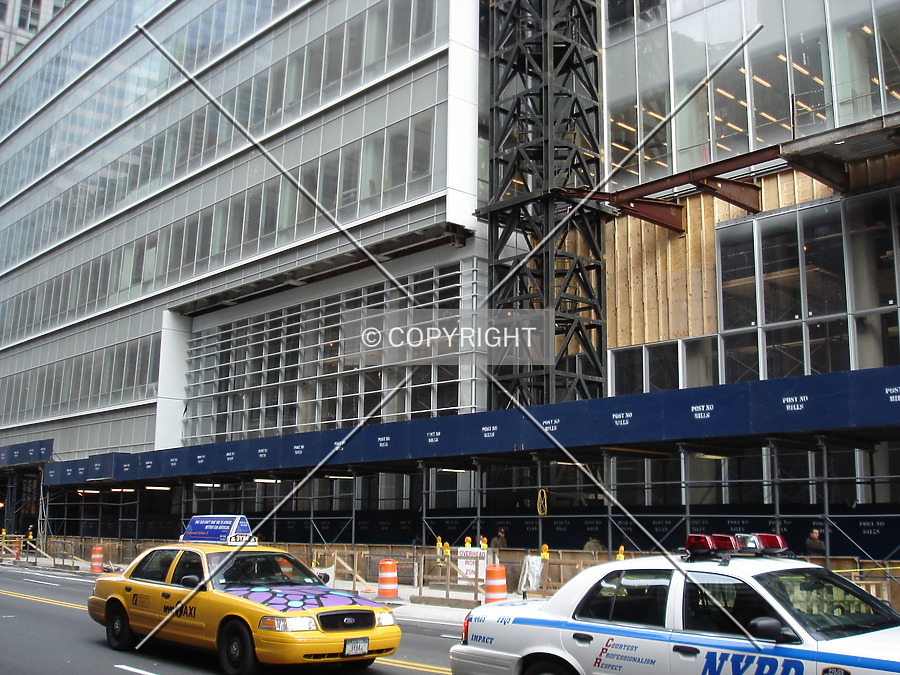 Bank of America Tower by Royce Douglas