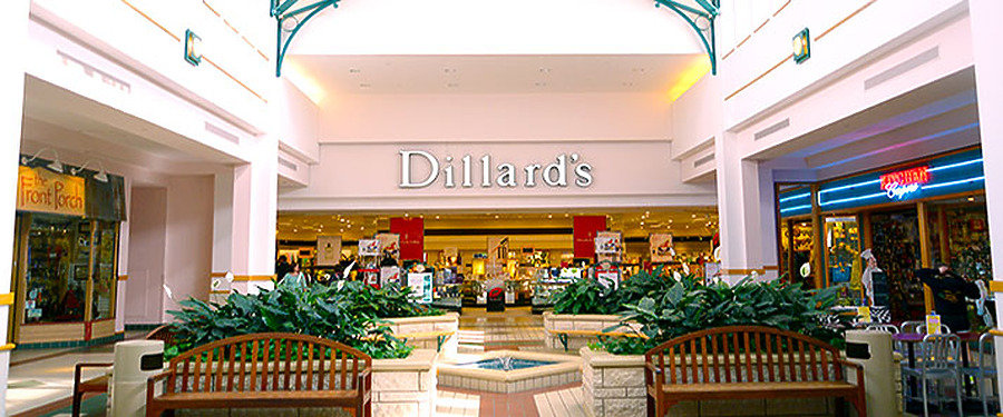 Manhattan Town Center by Urban Retail Properties, LLC