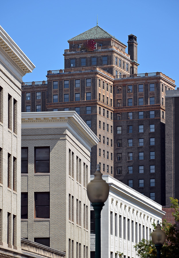 Kanawha Valley Building by John W. Cahill