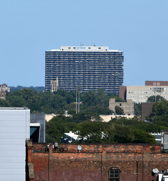 Jeffersonian Apartments