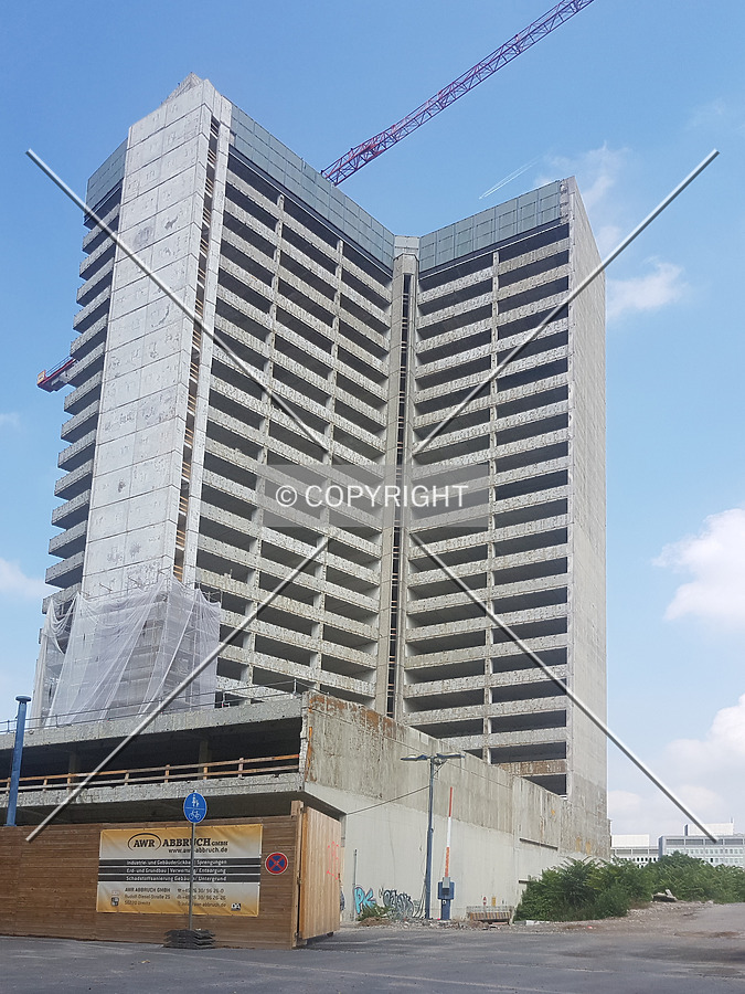 Vitopia Campus Tower II by Nephilim