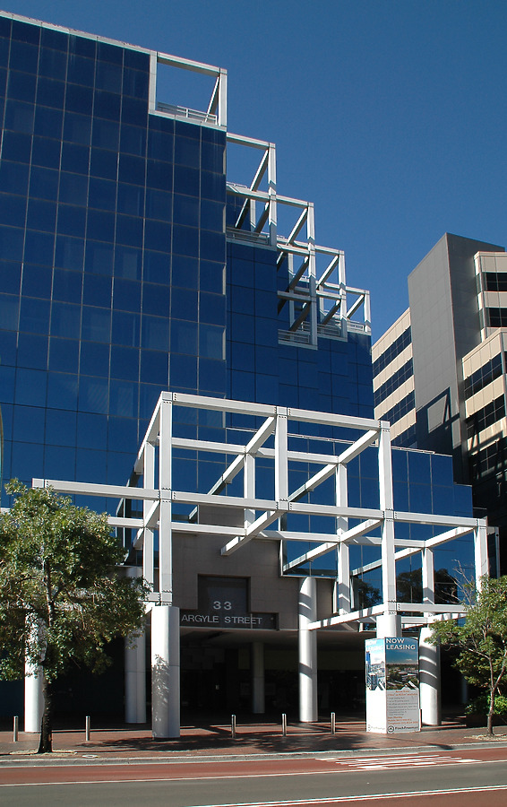 33 Argyle Street by John Bek