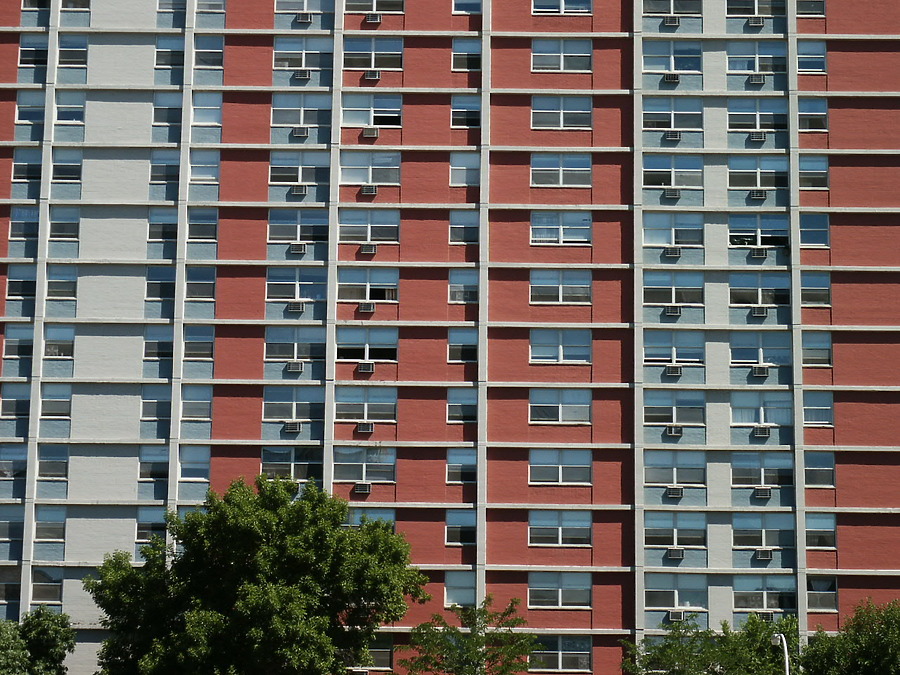 North Eastwood Shores Apartments by Daniel Kieckhefer