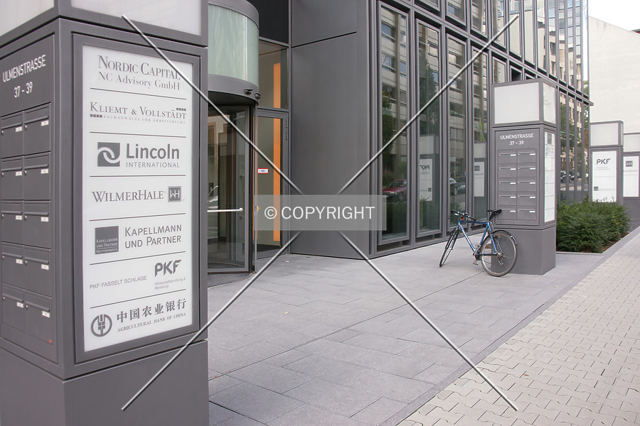 Romeo & Julia by Nephilim