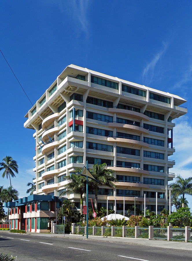 Suvavou House by Horst Kiechle