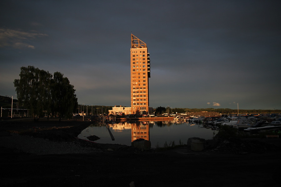 Mjøstårnet by Kjetil Balog