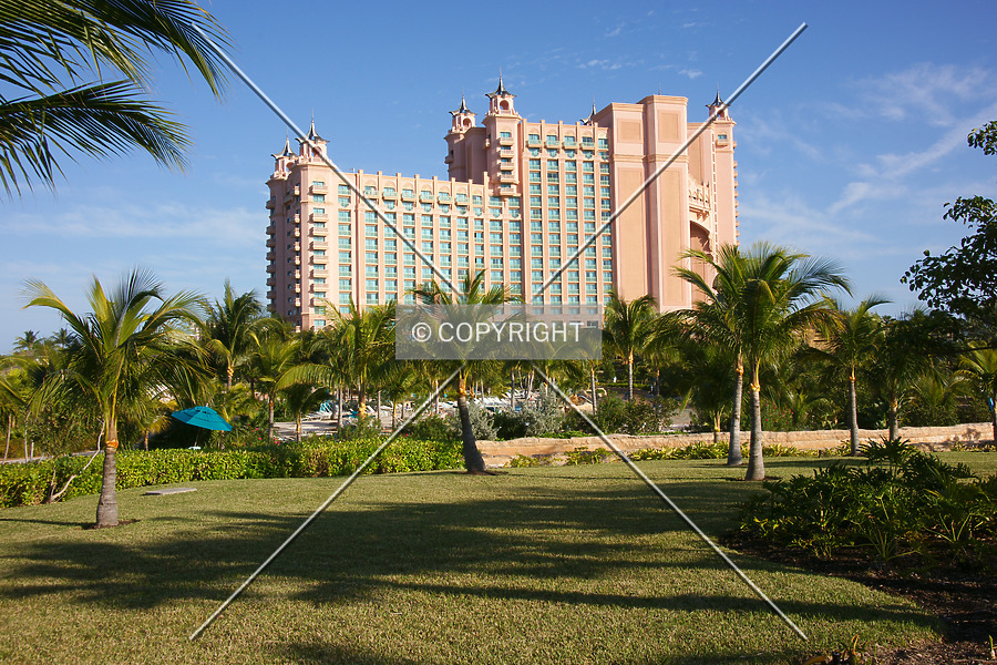 Atlantis Royal Tower West by Nephilim