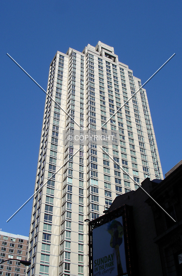 The Marc by Royce Douglas