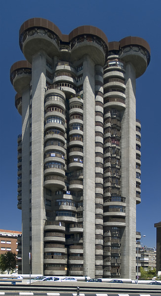 387-081-660