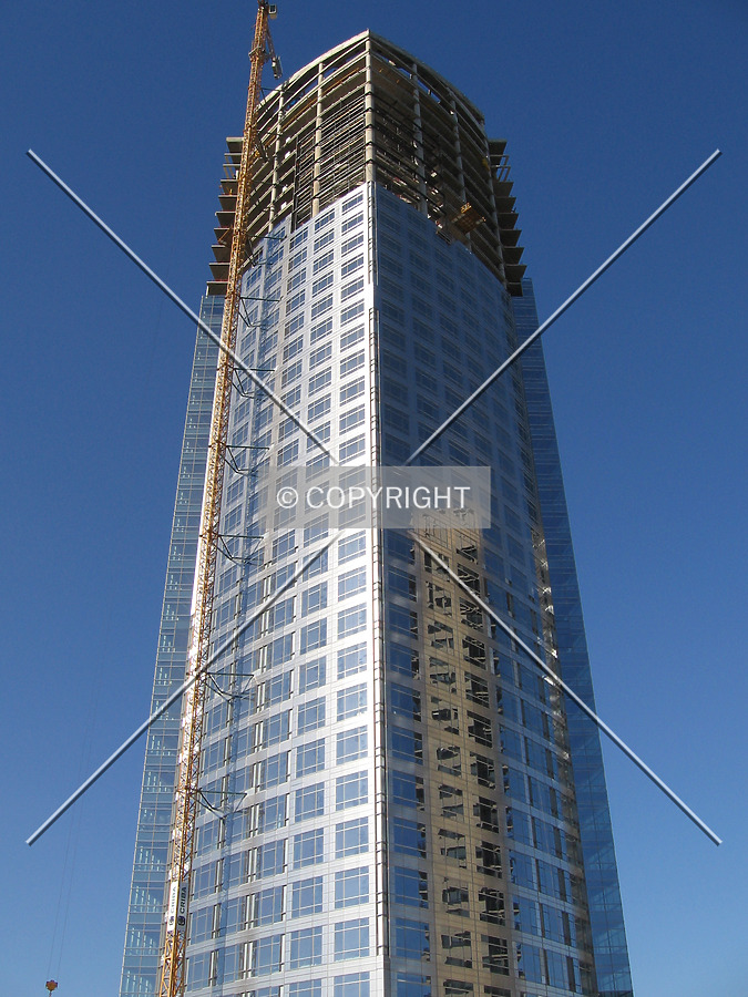 Torre Repsol YPF by Maximiliano Buono