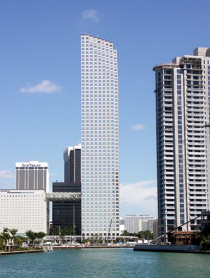 Southeast Financial Center by Marshall Gerometta