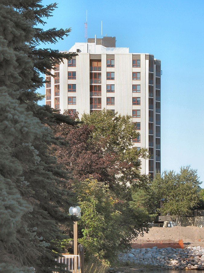 Bay Tower Apartments by James Peacock