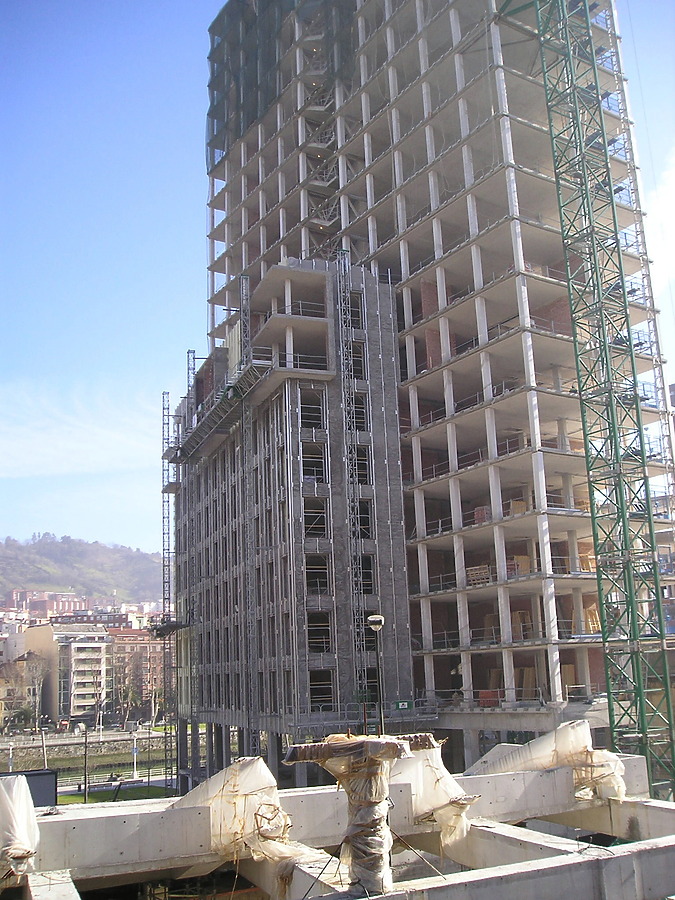 Isozaki Atea II by Mikel Allende
