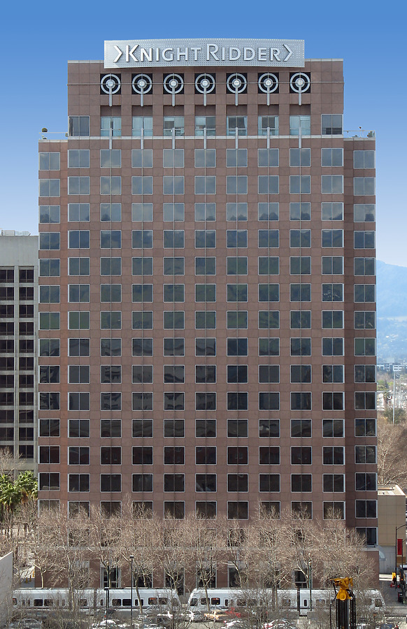 Fairmont Plaza by Jason Ferguson