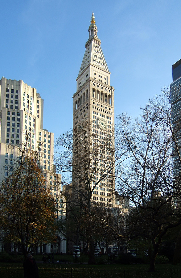 Metropolitan Life Tower by John Cahill