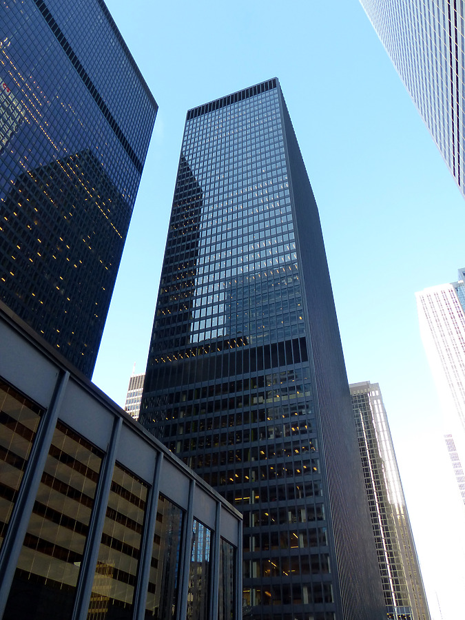 Royal Trust Tower by Nate Lindsey