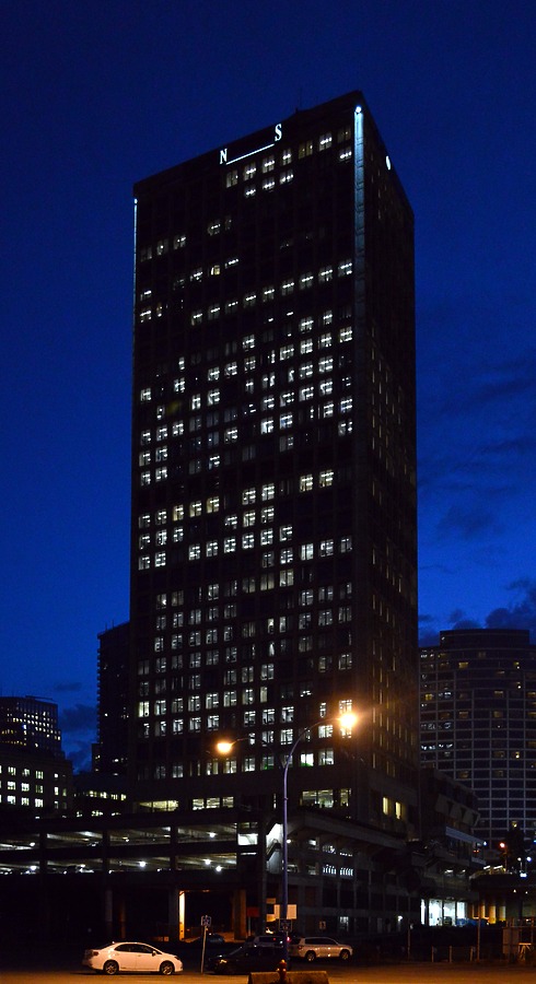 Granville Square by Huopa