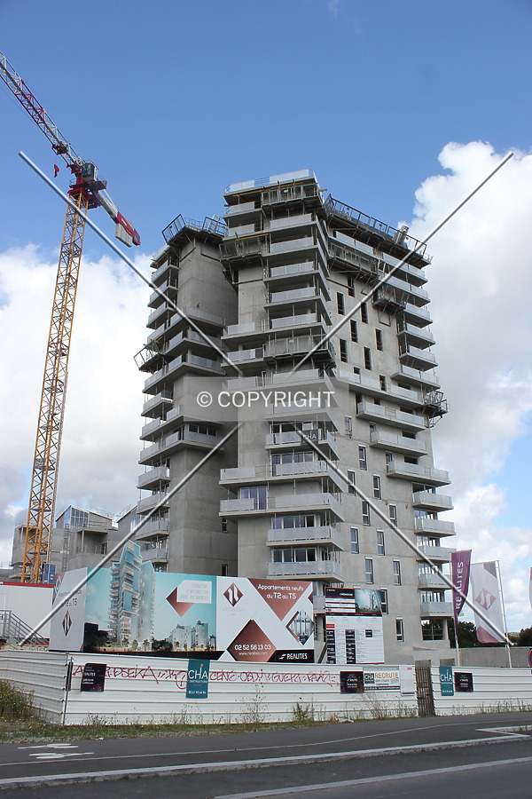 Le Chromosome by Florian Barbier