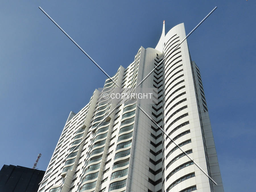 Hochhaus Neue Donau by Nephilim