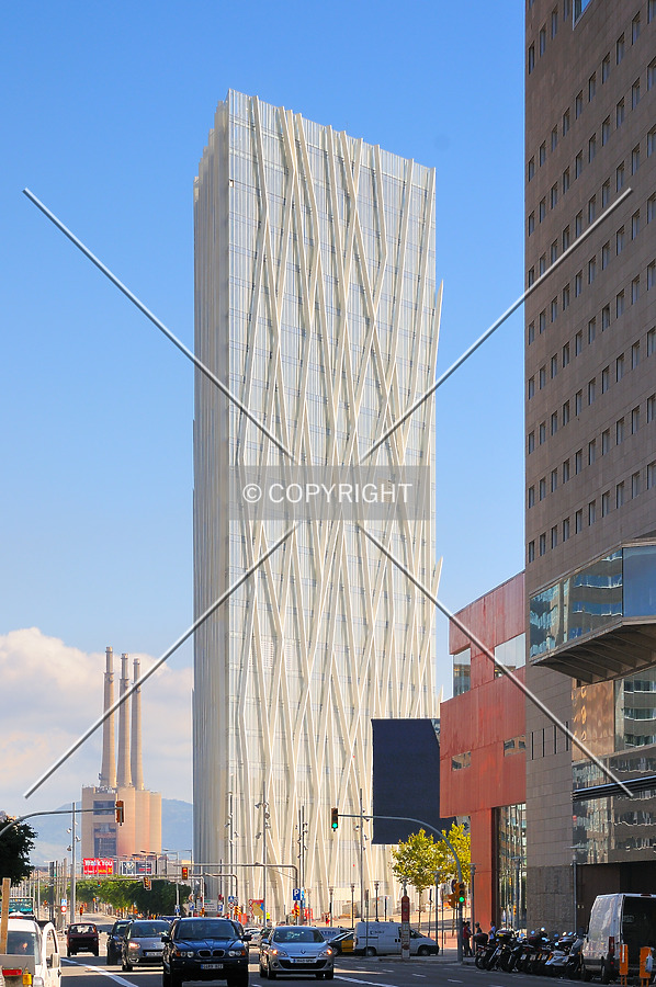 Torre Diagonal Zero Zero by David Guija