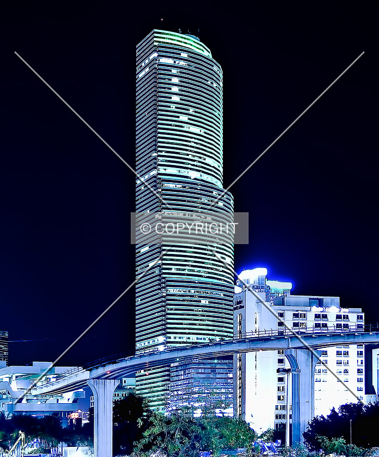 Miami Tower by Jorge Molina