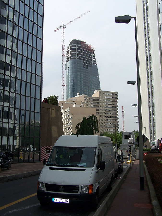 Tour T1 by Florian Barbier